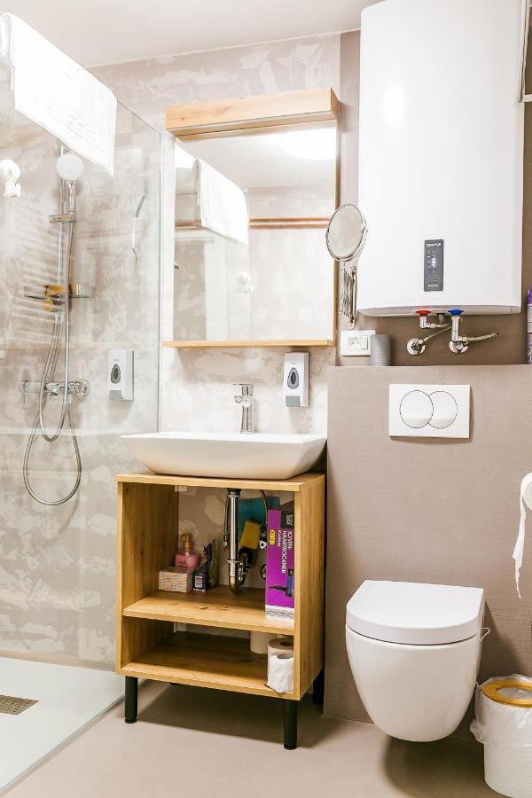 Chalet Liza & Rozi Zgornja Loznica ภายนอก รูปภาพ